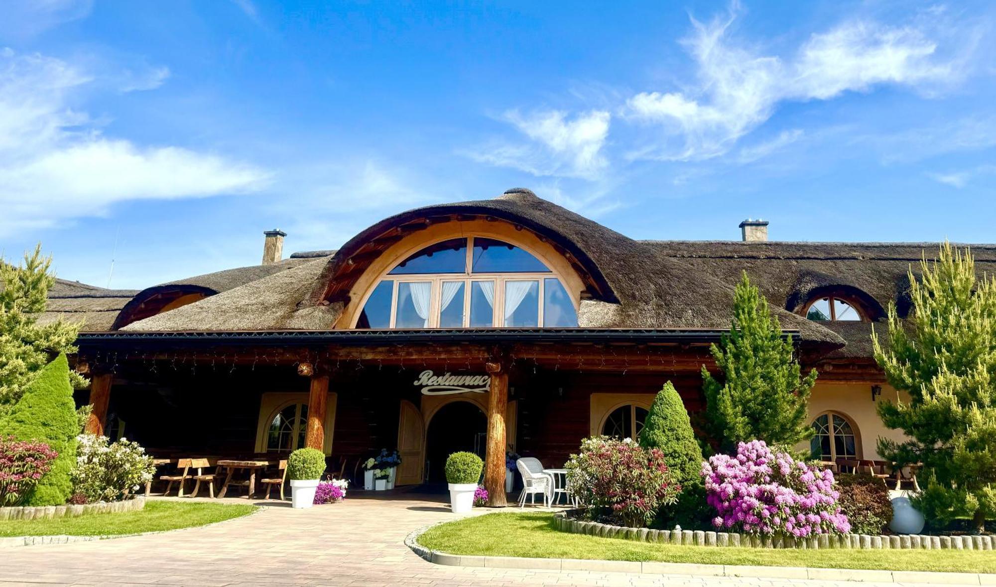 Dworek Goralski Lodygowice Exteriör bild